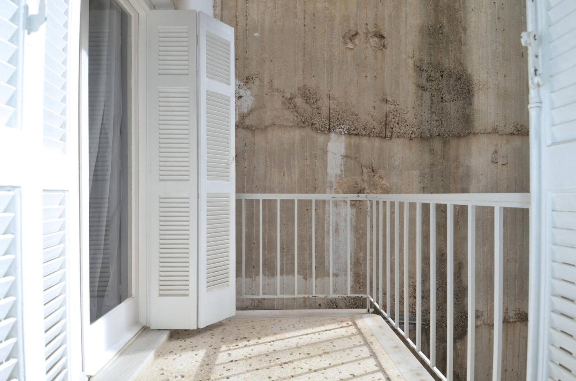 A Cozy Minimal Apartment At Koukaki, Dimitrako... アテネ エクステリア 写真